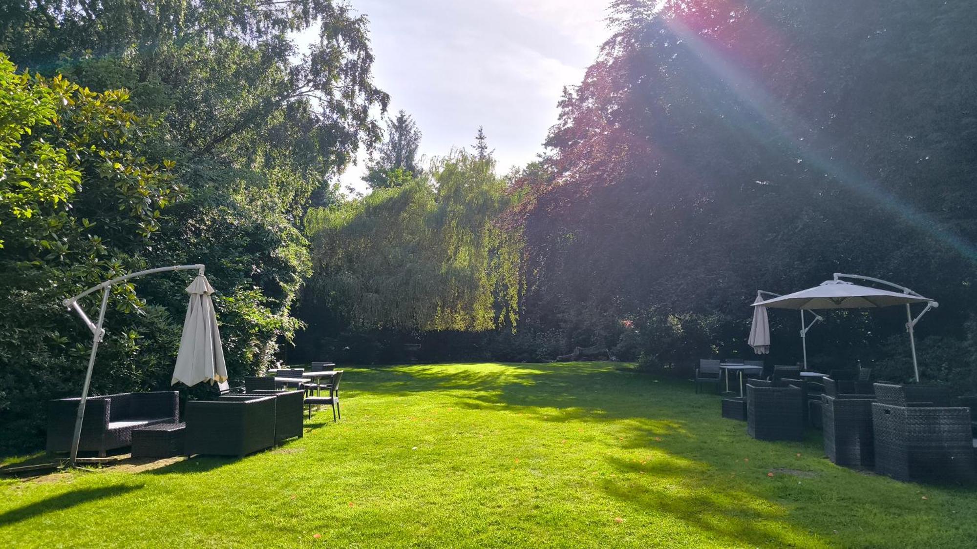 Brook Hall Hotel Childer Thornton Eksteriør billede