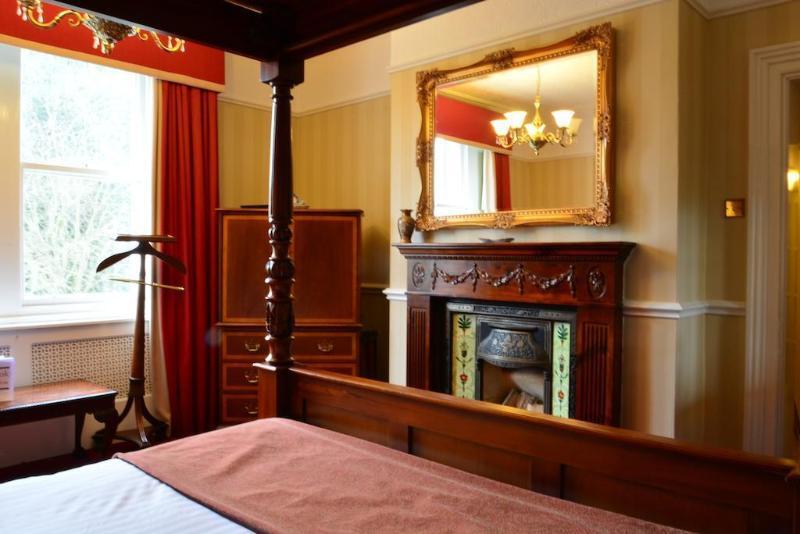 Brook Hall Hotel Childer Thornton Eksteriør billede